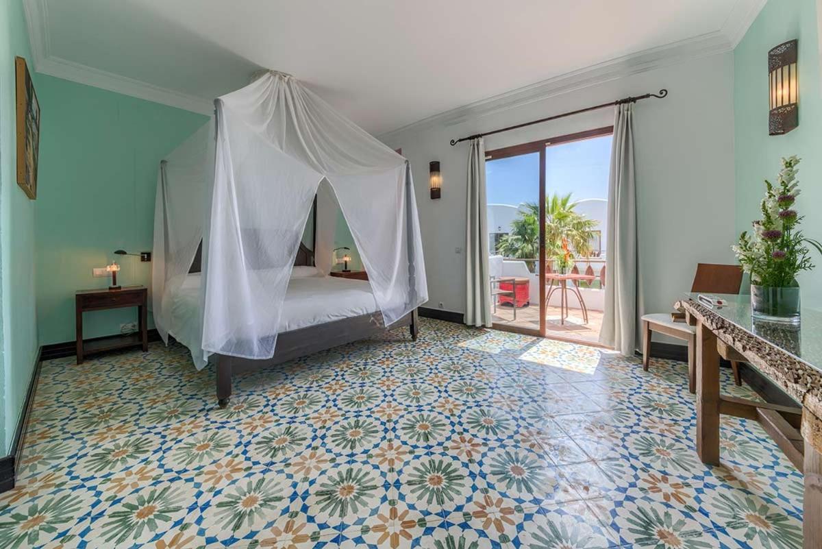 Apartamentos Turisticos Bahia De Trafalgar Zahora Εξωτερικό φωτογραφία